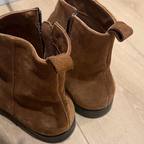 Guess Men's Tan Chukka Boots with Zipper Excellent Condition - Picture 7 of 8